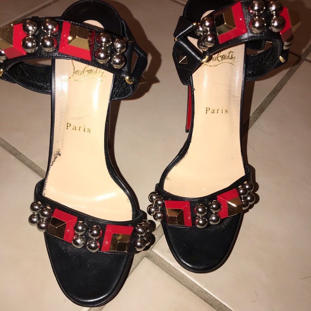 Authentic Christian Louboutin Shoes size 39